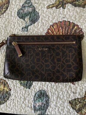 Calvin Klein Wristlet